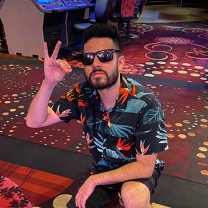 Meet your Posher, Hector